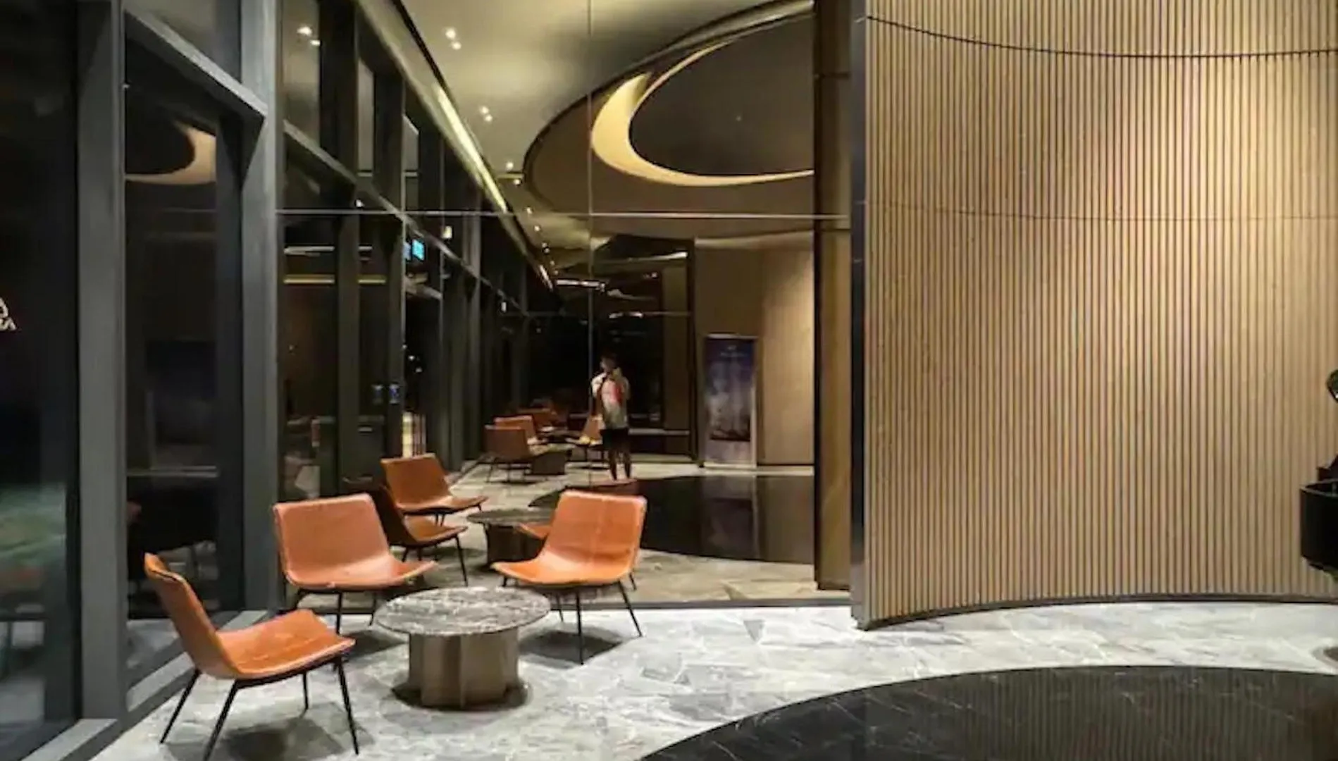 The Opera Apartment Cental Saigon Free Pool-Gym-Sauna Room- Golf Mini Ho Chi Minh City Vietnam