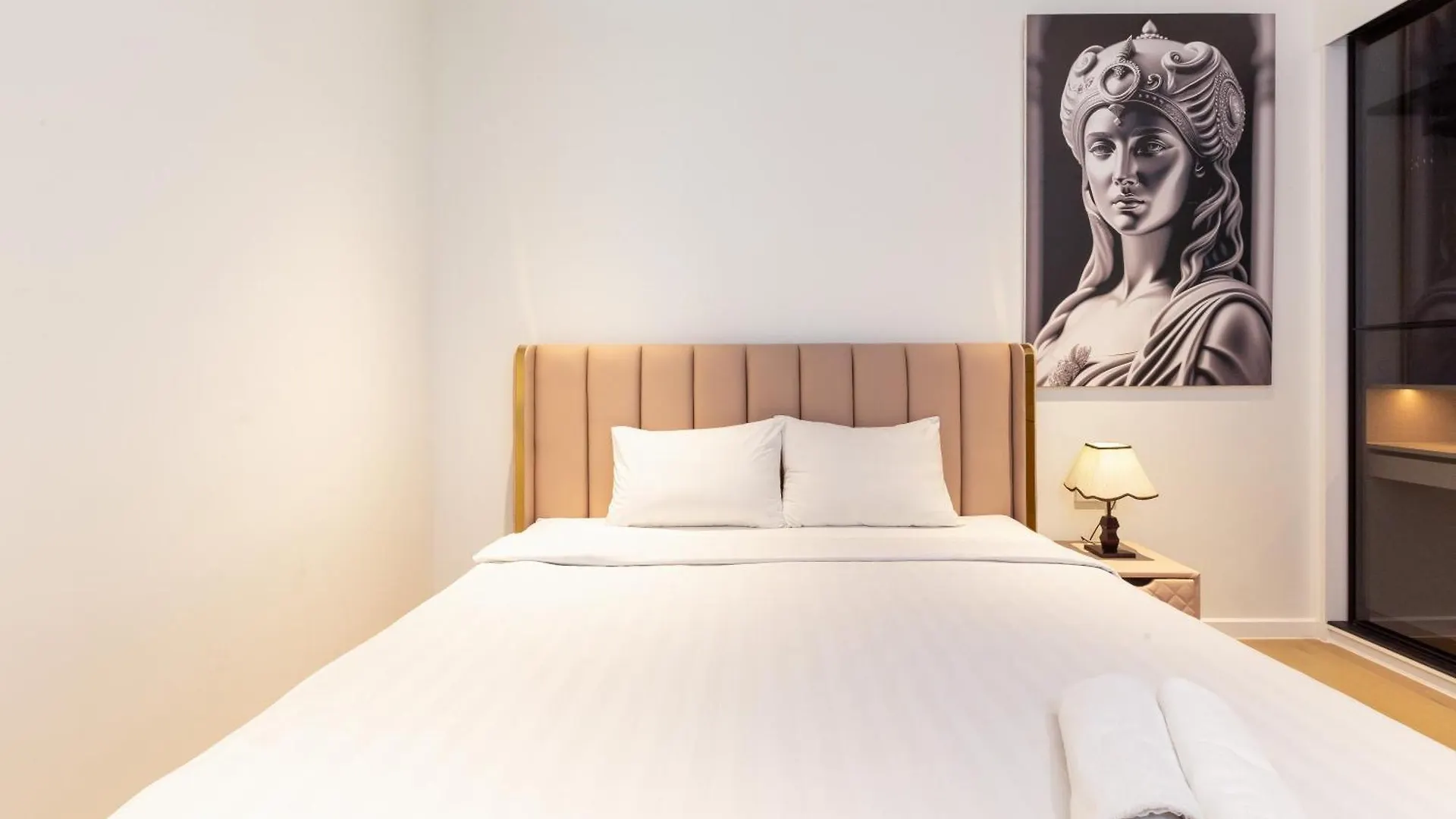 The Opera Apartment Cental Saigon Free Pool-Gym-Sauna Room- Golf Mini Ho Chi Minh City 0*,
