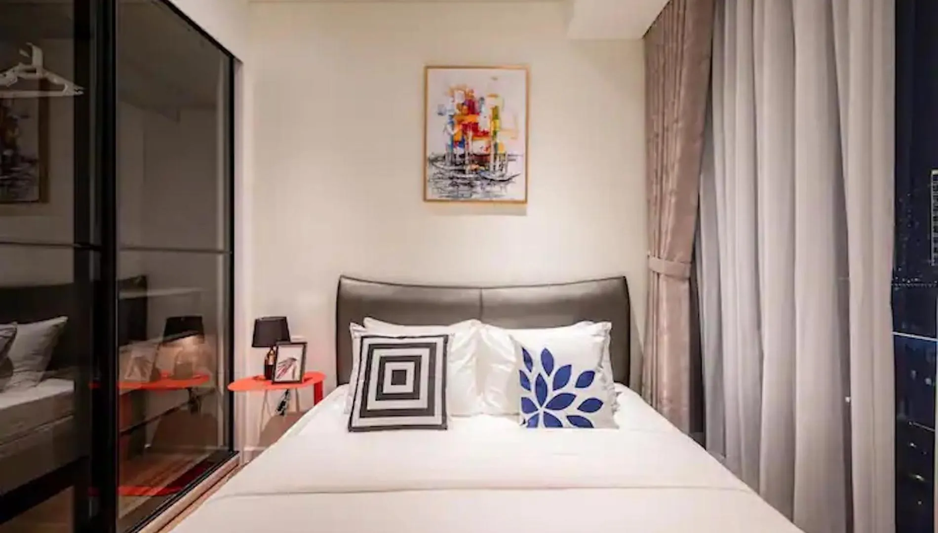 The Opera Apartment Cental Saigon Free Pool-Gym-Sauna Room- Golf Mini Thành Pho Ho Chí Minh