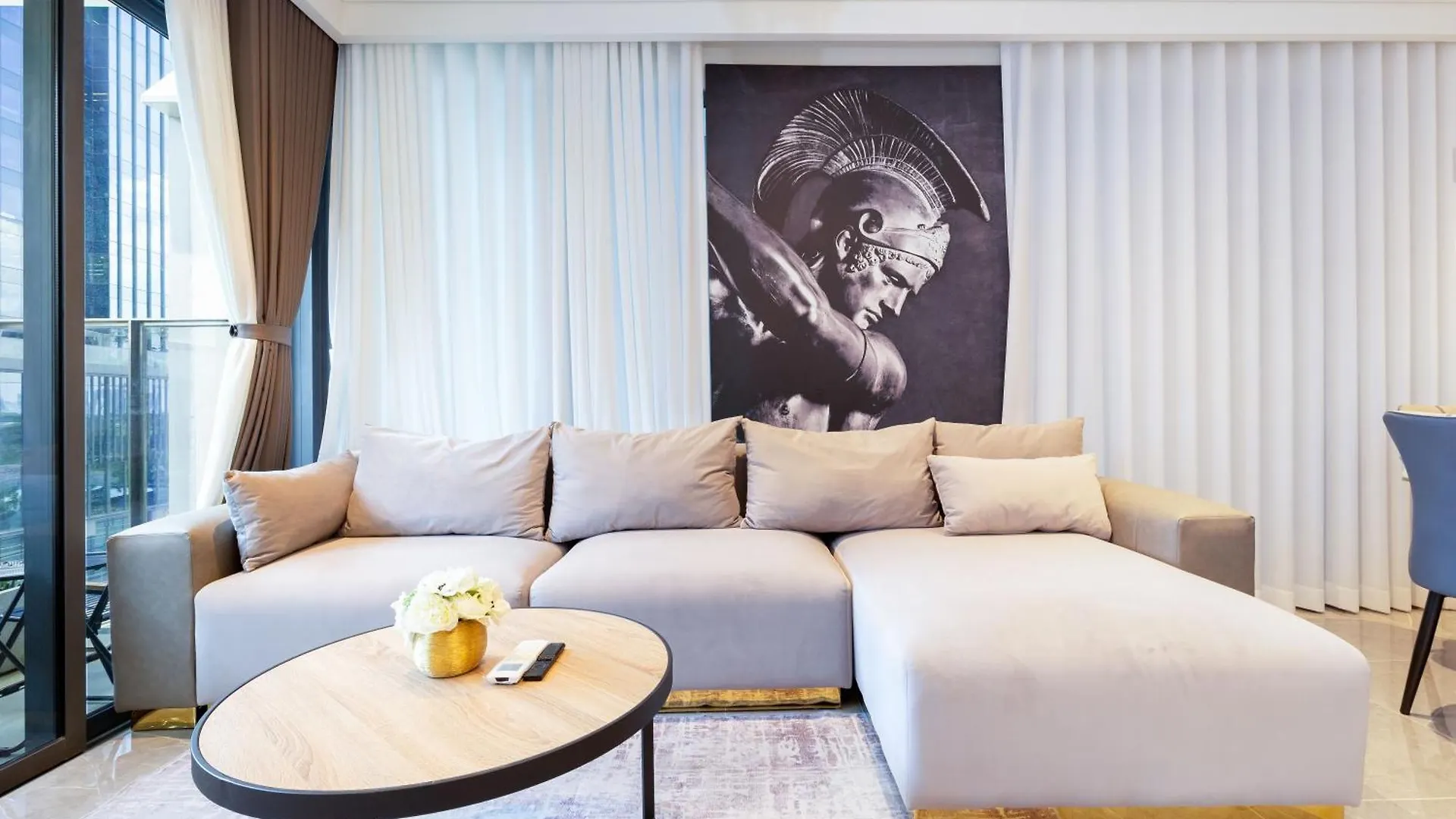 The Opera Apartment Cental Saigon Free Pool-Gym-Sauna Room- Golf Mini Thành Pho Ho Chí Minh Vietnam