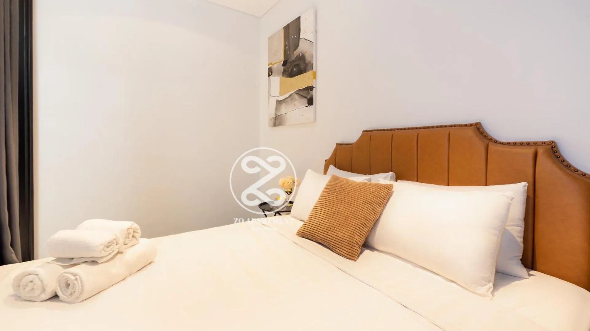 The Opera Apartment Cental Saigon Free Pool-Gym-Sauna Room- Golf Mini Ho Chi Minh City