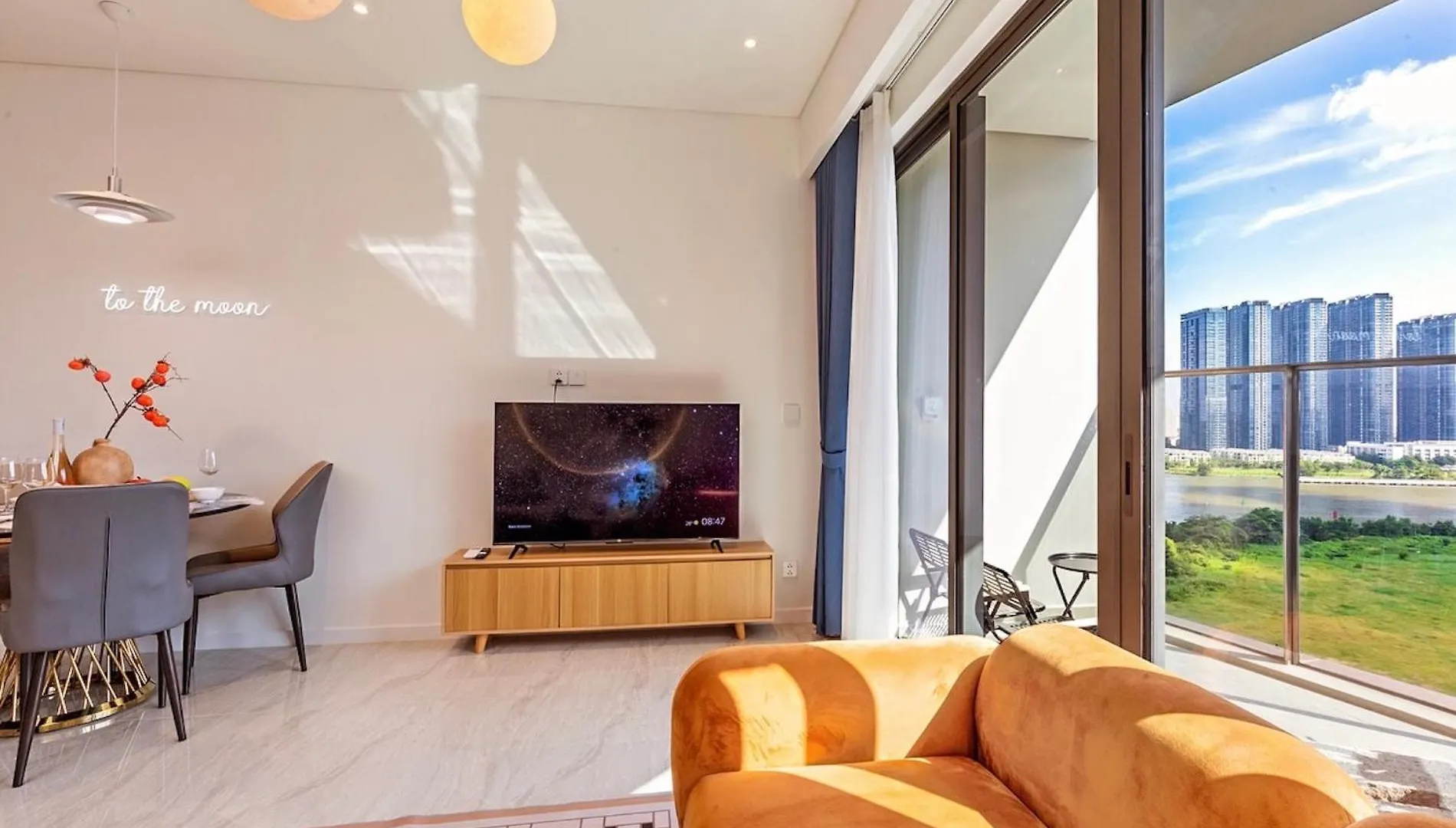 The Opera Apartment Cental Saigon Free Pool-Gym-Sauna Room- Golf Mini Ho Chi Minh City