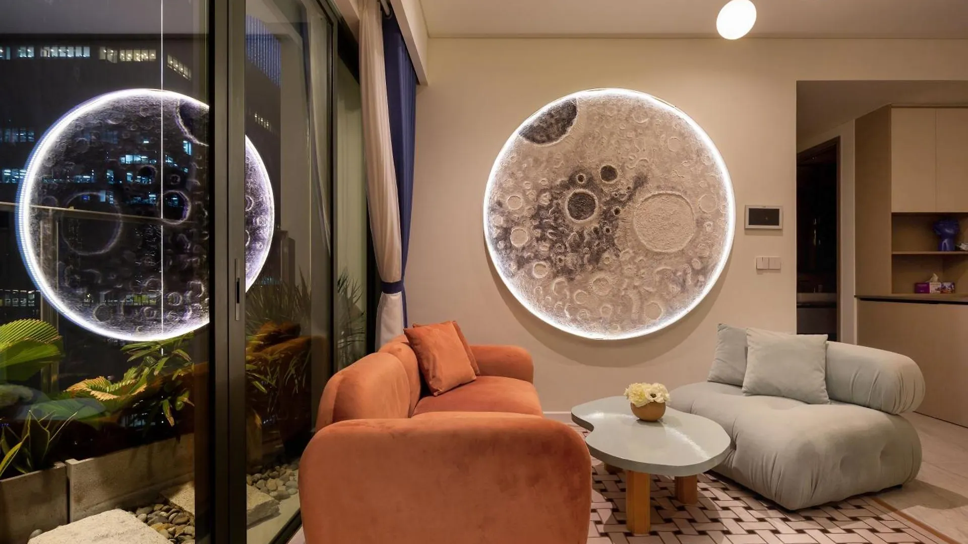 The Opera Apartment Cental Saigon Free Pool-Gym-Sauna Room- Golf Mini Ho Chi Minh City